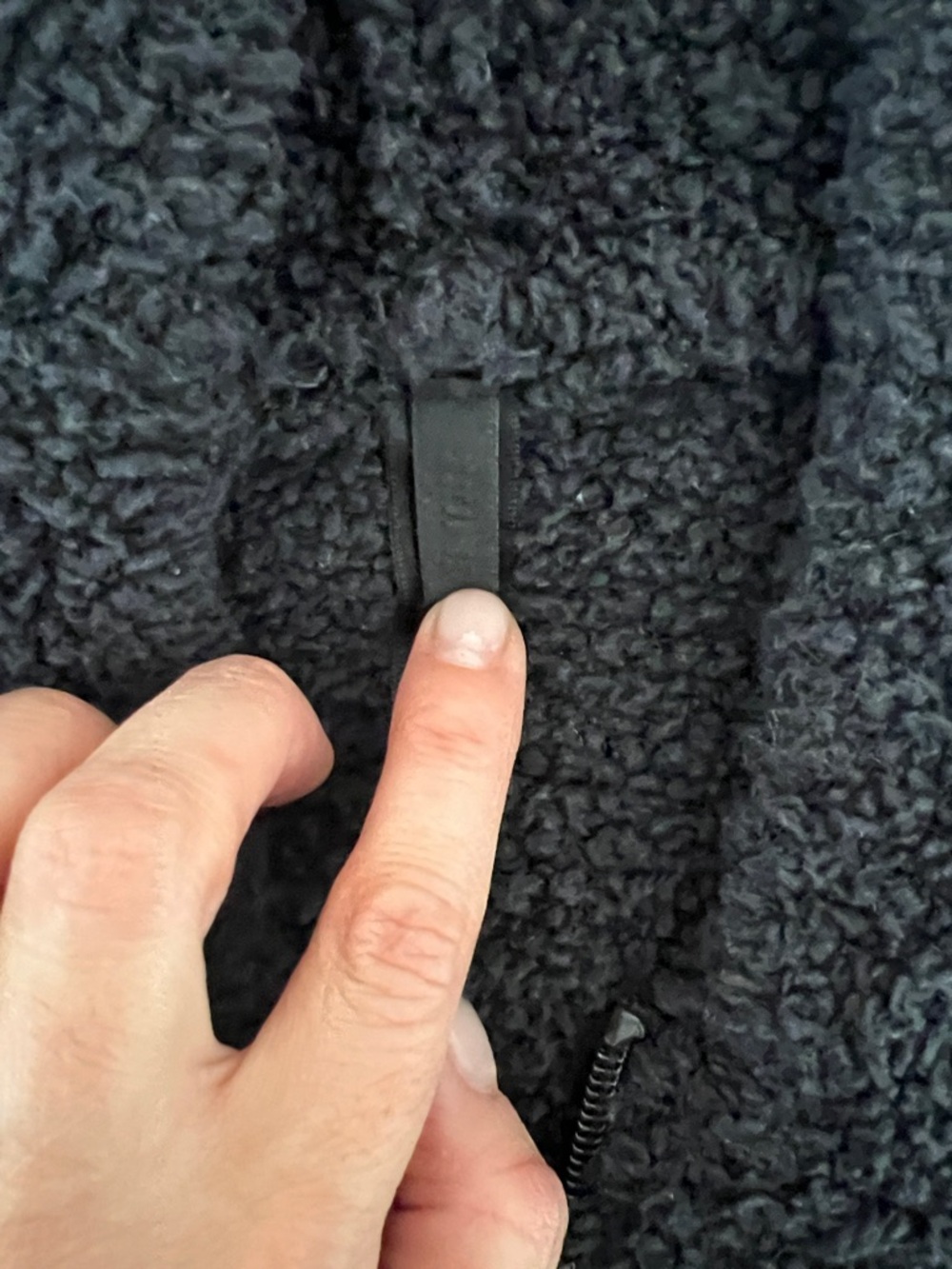 SKIMS Black Sherpa Zip Hoodie - Picture 2 of 6